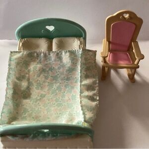 Fisher Price Loving Family Dream Dollhouse Bed & Tan Pink Rocking Chair